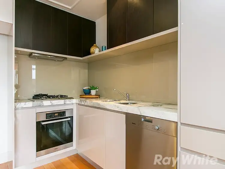 Third view of Homely apartment listing, 11/10 Tennyson Street, St Kilda VIC 3182