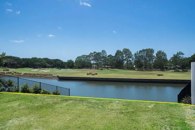 7646 Fairway Boulevard, Hope Island QLD 4212