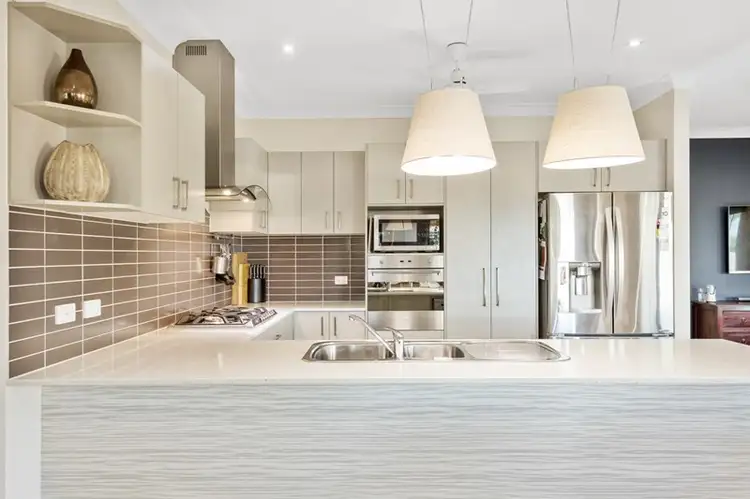Fifth view of Homely house listing, 2 Kieran Street, Bellamack NT 832