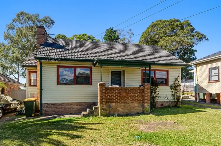 55 Prince Edward Drive, Dapto NSW 2530