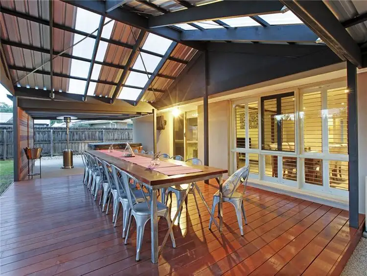 71 Smeaton Close, Lara VIC 3212