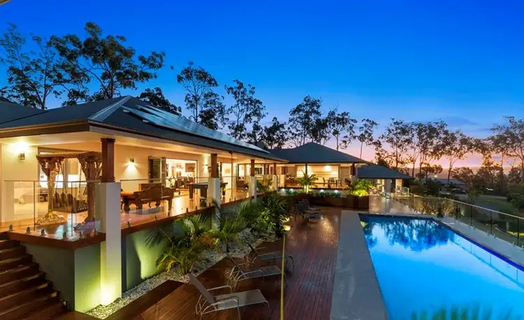 18 Ridgeview Crescent, Bonogin QLD 4213