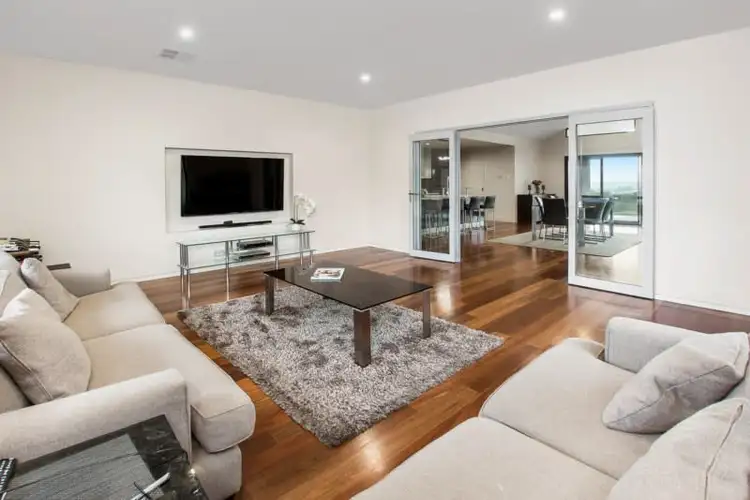 Sixth view of Homely house listing, 9 Jendarra Court, Murray Bridge SA 5253
