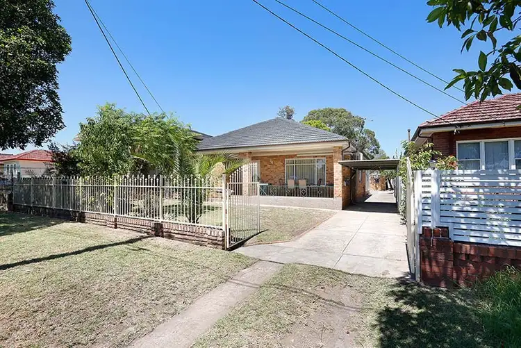 38 James Street, Fairfield East NSW 2165