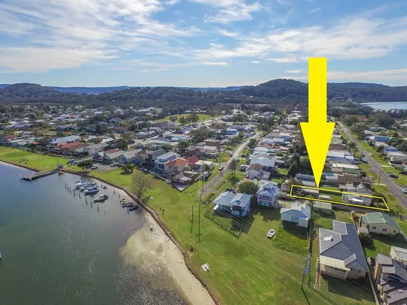 Main view of Homely house listing, 10 Davis Avenue, Davistown NSW 2251