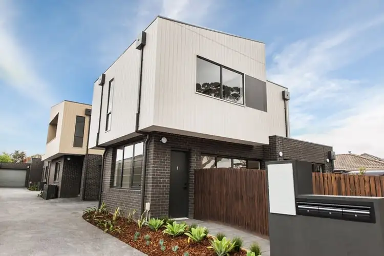 Main view of Homely townhouse listing, 1/43 Edithvale Road, Edithvale VIC 3196