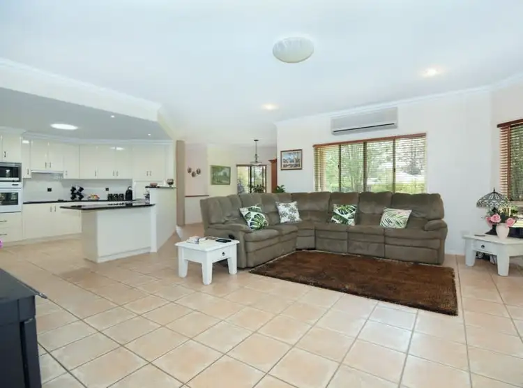 Fourth view of Homely house listing, 2 Leanne Court, Highfields QLD 4352