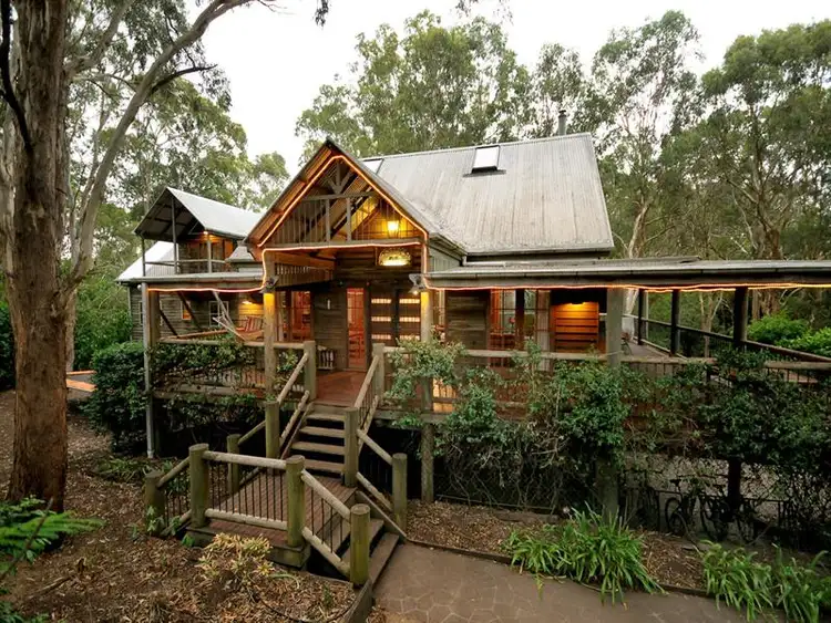 31 Coral Sea Drive, Middle Ridge QLD 4350