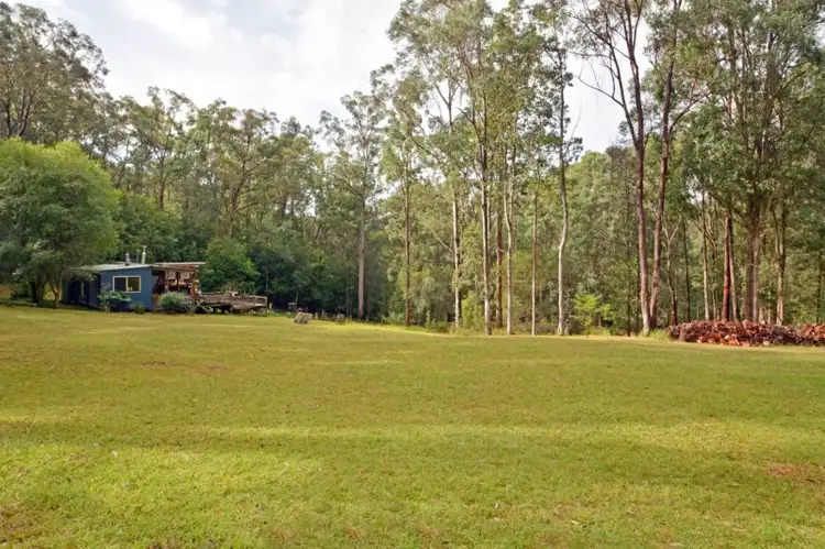 10 Moores Road, Laguna NSW 2325