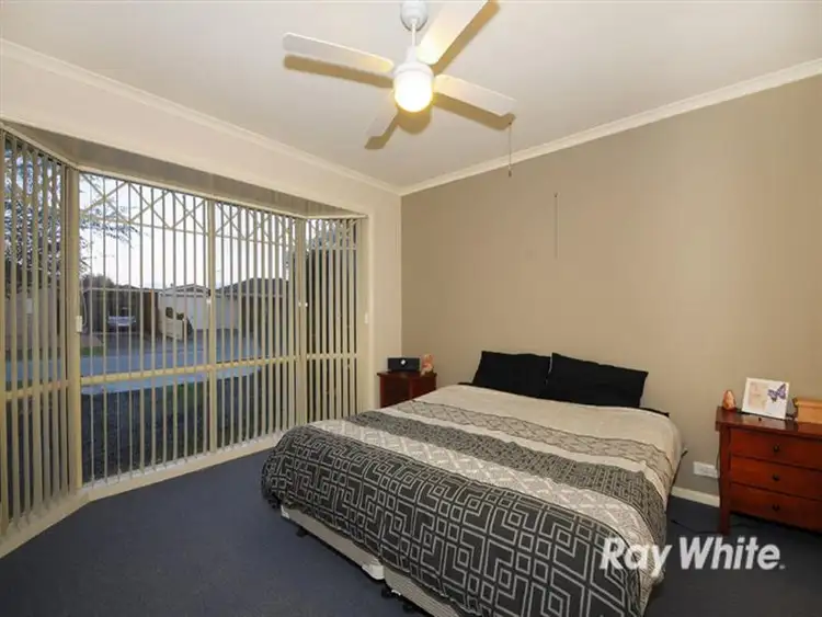 Sixth view of Homely house listing, 2 Nyarrin Place, Cranbourne West VIC 3977