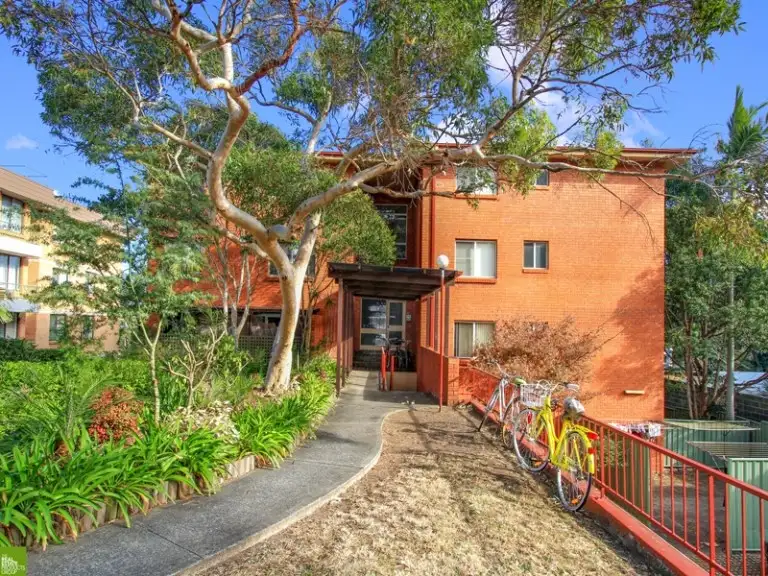 Main view of Homely unit listing, 27/46-48 Keira Street, Wollongong NSW 2500