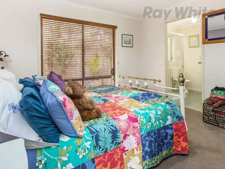 Fifth view of Homely house listing, 10 Fenton Avenue, Rosebud VIC 3939