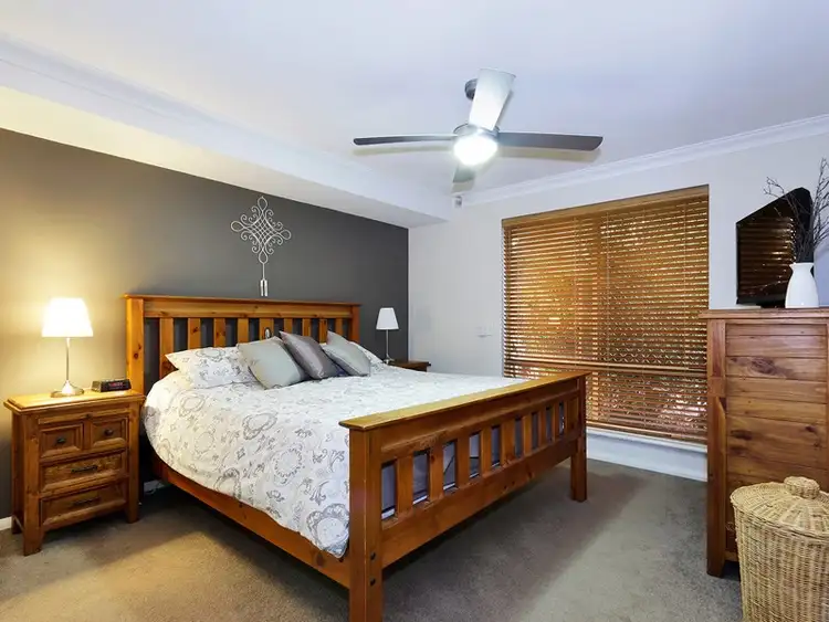 Seventh view of Homely house listing, 4 Earnshaw Loop, Leeming WA 6149