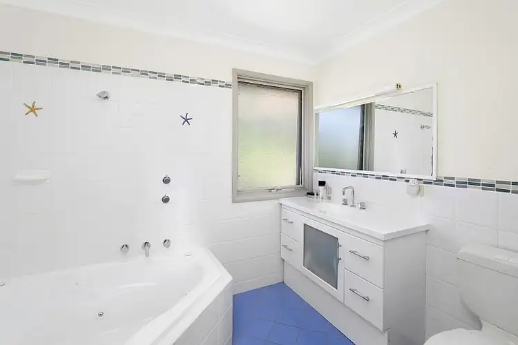 Seventh view of Homely house listing, 14 Northview Drive, Bateau Bay NSW 2261