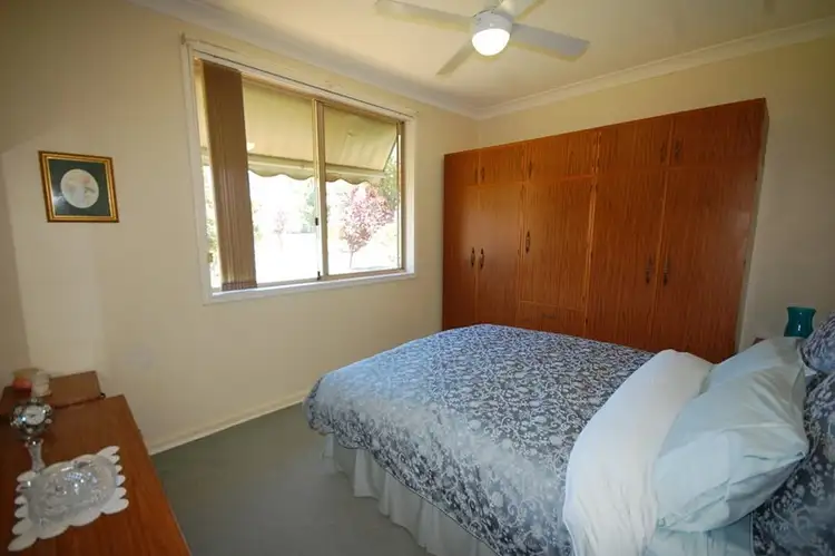 Fifth view of Homely house listing, 10 Cedar Crescent, Griffith NSW 2680