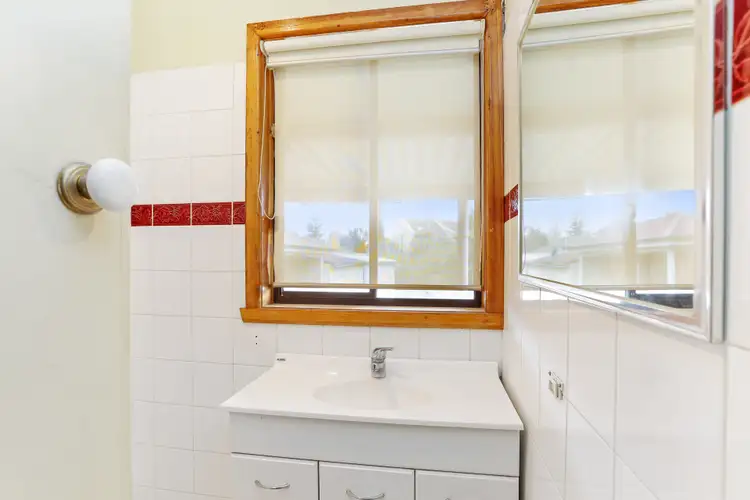 Fifth view of Homely house listing, 10 Bliburg Street, Jacana VIC 3047