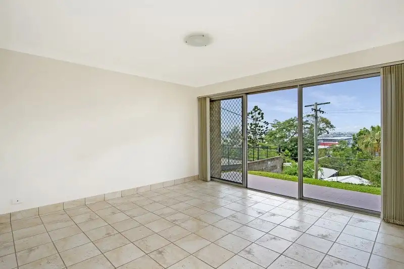 Main view of Homely apartment listing, 2/106 Musgrave Road, Red Hill QLD 4059
