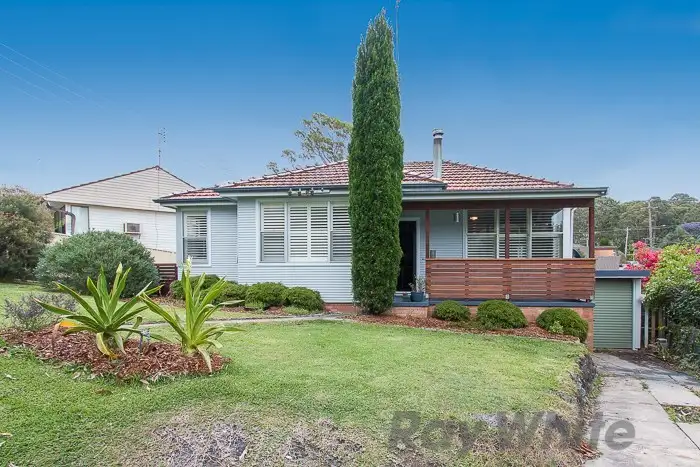 4 Kuranda Crescent, Kotara NSW 2289