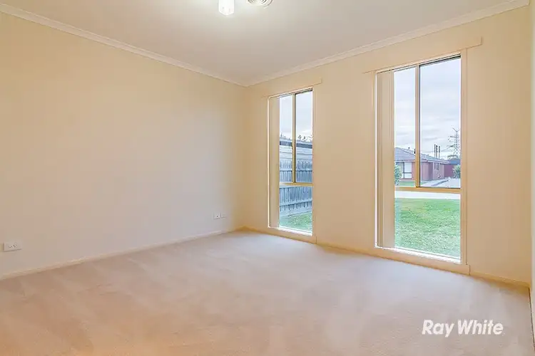 Sixth view of Homely house listing, 4 Kismet Close, Cranbourne West VIC 3977