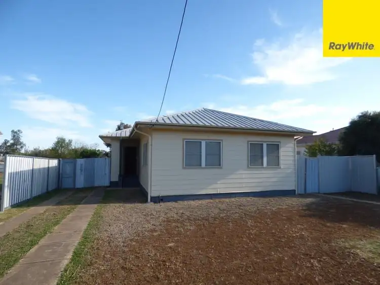 16 Conridge Street, Forbes NSW 2871