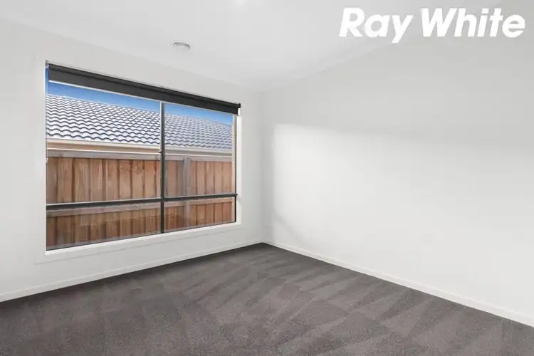 Sixth view of Homely house listing, 15 Cascade Way, Pakenham VIC 3810