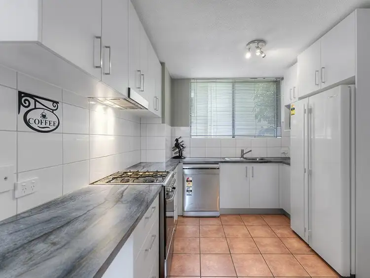 Third view of Homely unit listing, 3/33 Kent Street, Hamilton QLD 4007