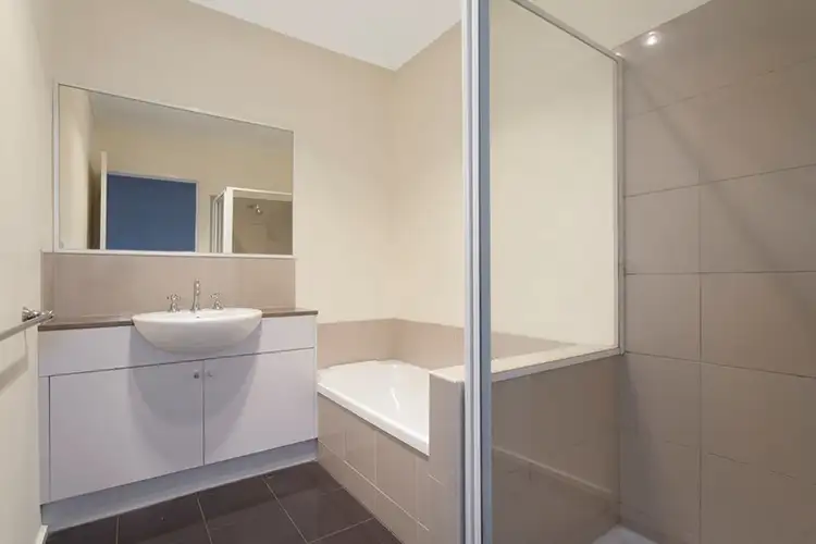 Fifth view of Homely unit listing, 8/1204 Glenhuntly Road, Glen Huntly VIC 3163