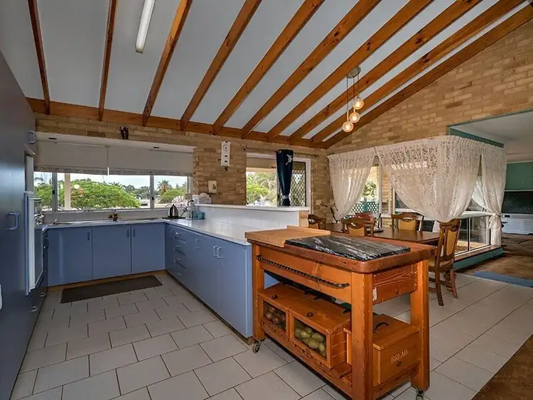 Sixth view of Homely house listing, 6 Commander Court, Moresby WA 6530