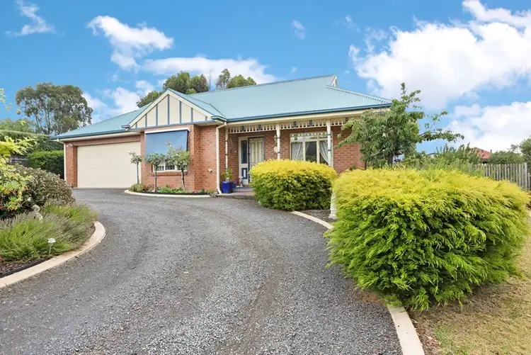 Second view of Homely house listing, 16 Lara Boulevard, Lara VIC 3212