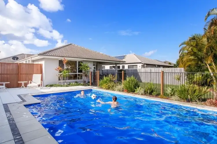 6 Maplespring Street, Sippy Downs QLD 4556