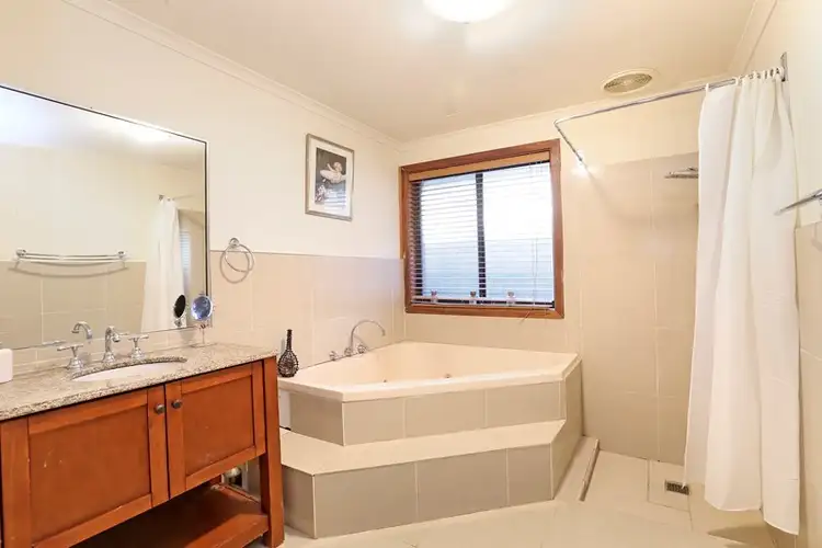 Seventh view of Homely house listing, 14 Teesdale Court, Lara VIC 3212