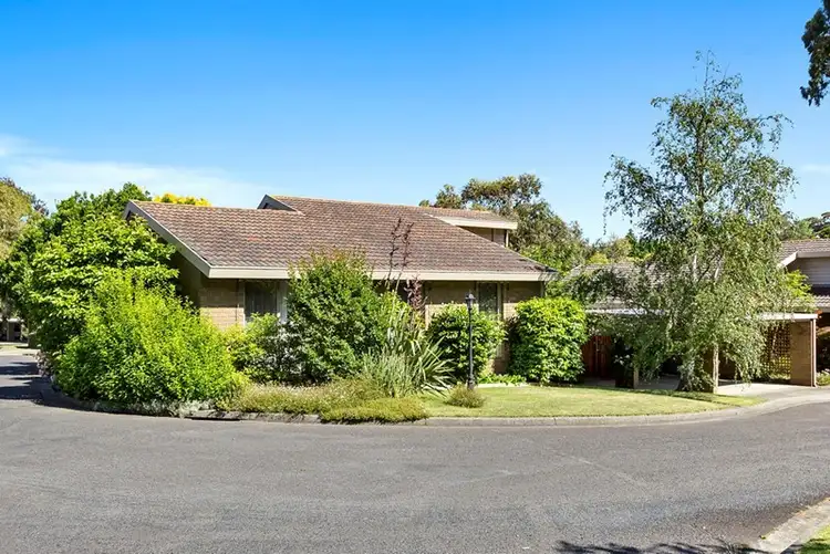 39 Boardman Close, Box Hill South VIC 3128