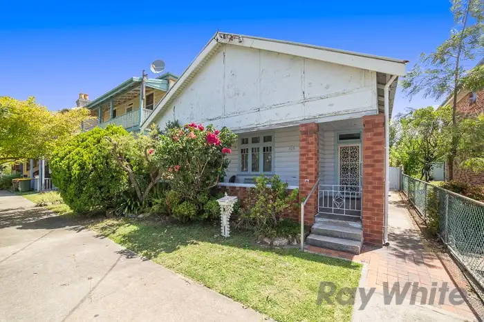 103 Gipps Street, Carrington NSW 2294