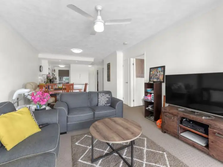 Third view of Homely unit listing, 2/888 Wynnum Road, Cannon Hill QLD 4170
