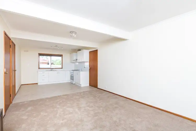 Second view of Homely unit listing, 4/1A Bayne Street, Bendigo VIC 3550