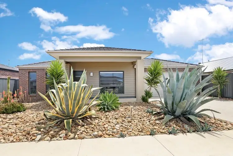 24 Nankeen Avenue, Lara VIC 3212