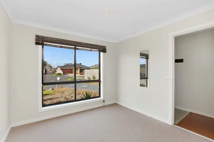 Fourth view of Homely house listing, 1/12 Kirkland Court, Epping VIC 3076
