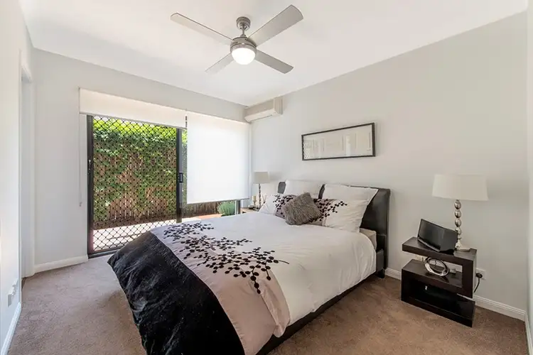 Fifth view of Homely apartment listing, 5/157 Riding Road, Balmoral QLD 4171