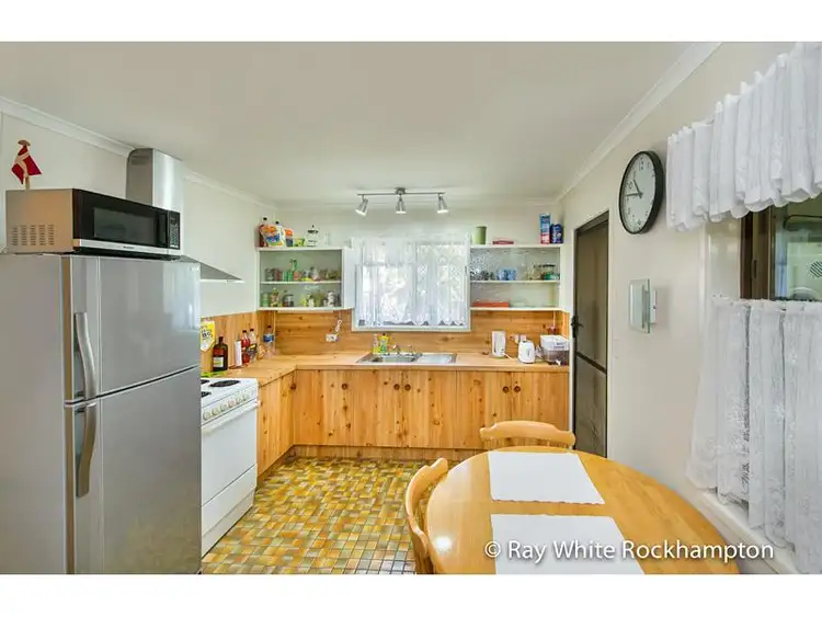 Fourth view of Homely unit listing, 2/14 Peterson Street, West Rockhampton QLD 4700