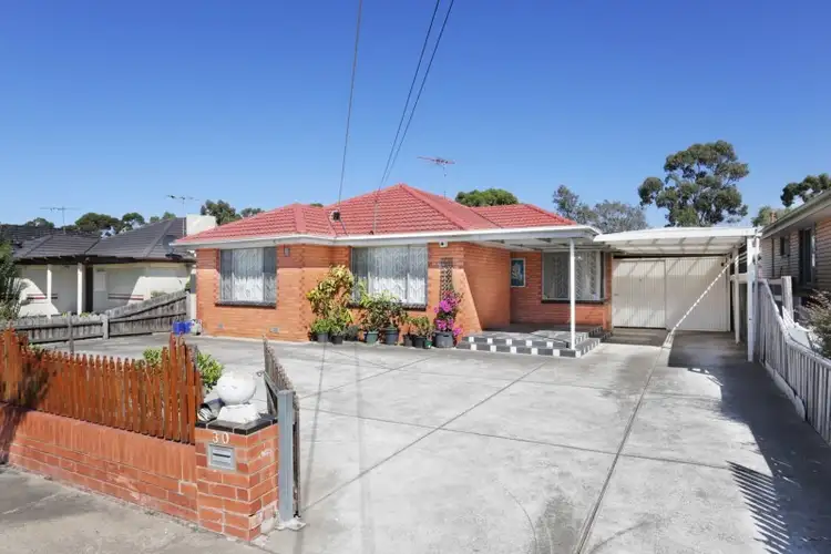 30 HARRIS Street, St Albans VIC 3021