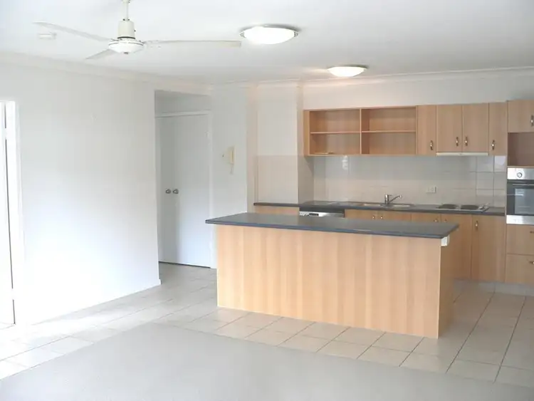 Sixth view of Homely unit listing, 2/18-22 Parker Street, Labrador QLD 4215