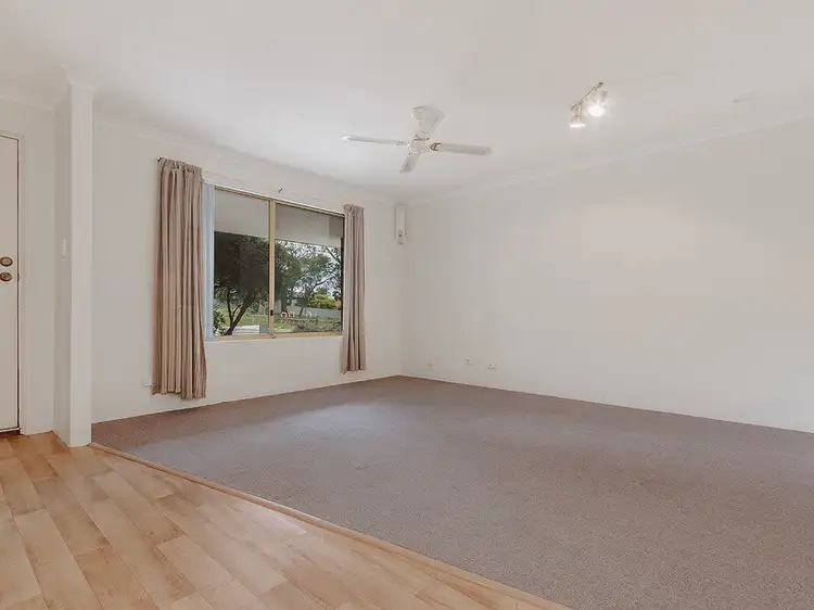 Third view of Homely house listing, 8 Maple Vista, Parmelia WA 6167