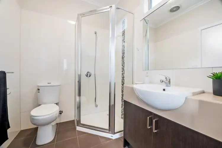 Sixth view of Homely unit listing, 4/43 St Vigeons Road, Reservoir VIC 3073