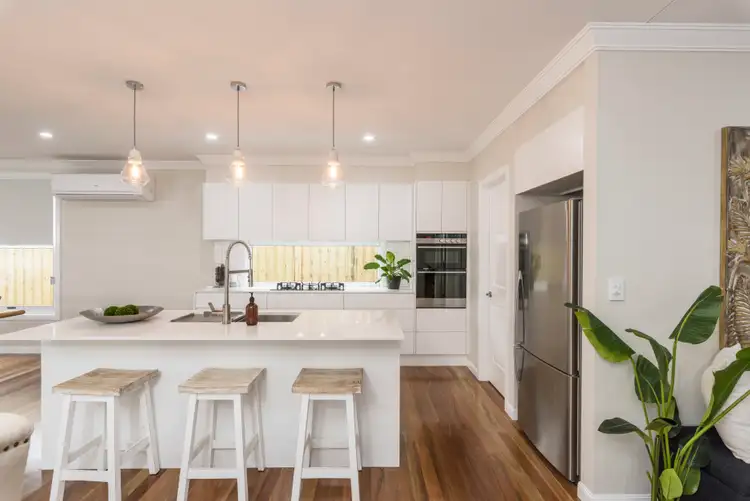 Second view of Homely house listing, 117 McIlwraith Avenue, Norman Park QLD 4170