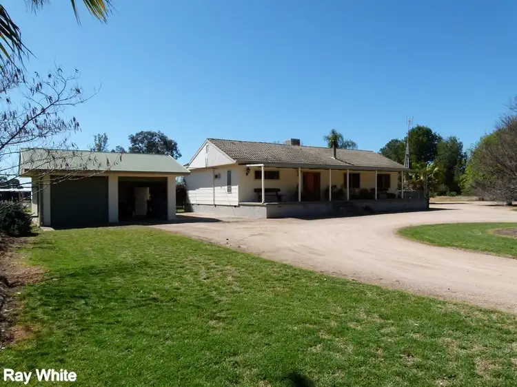 232 Bathurst Street, Forbes NSW 2871