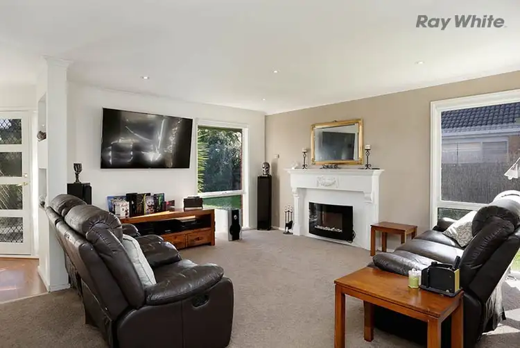 Seventh view of Homely house listing, 8 Martine Court, Hoppers Crossing VIC 3029
