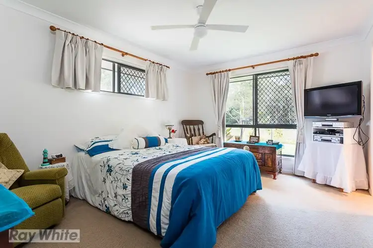 Sixth view of Homely house listing, 2/25 Pine Terrace, Redland Bay QLD 4165