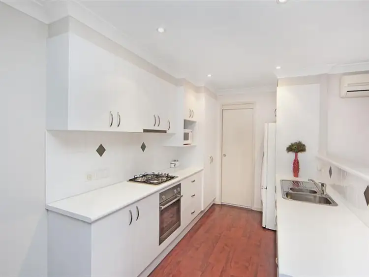 5 Elgata Street, Bateau Bay NSW 2261