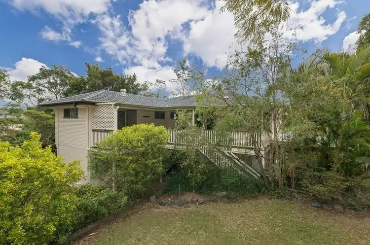 3 Crieff Close, Seventeen Mile Rocks QLD 4073