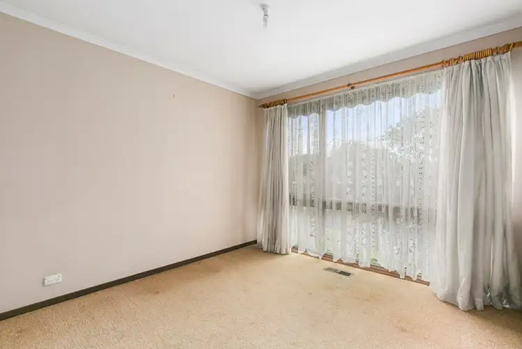 Sixth view of Homely house listing, 6 KIRSTEN Court, Mooroolbark VIC 3138